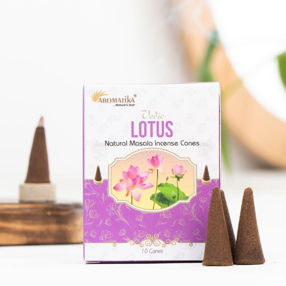 Lotus Konik Tütsü 10 Adet